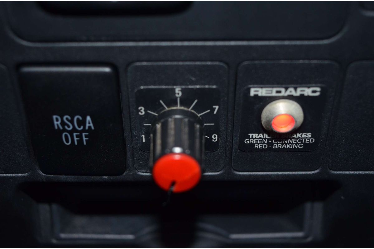 2011 Toyota Landcruiser Altitude VDJ200R