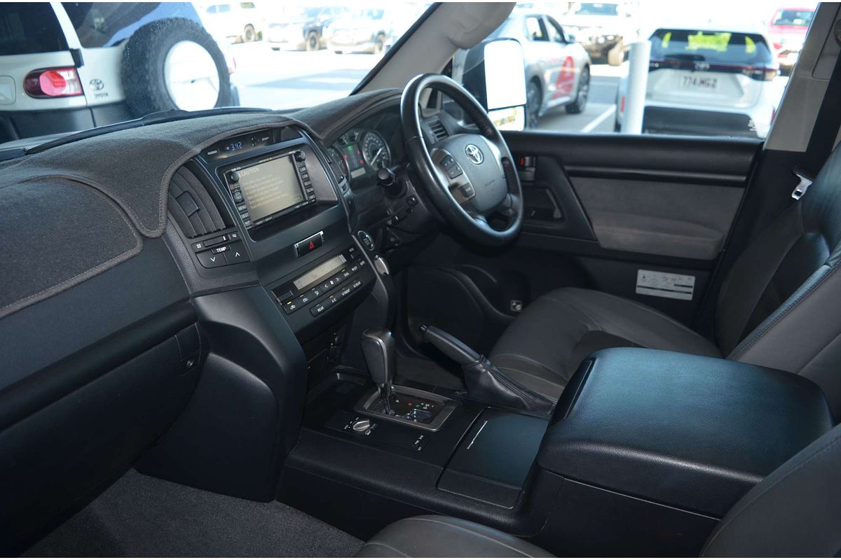 2011 Toyota Landcruiser Altitude VDJ200R