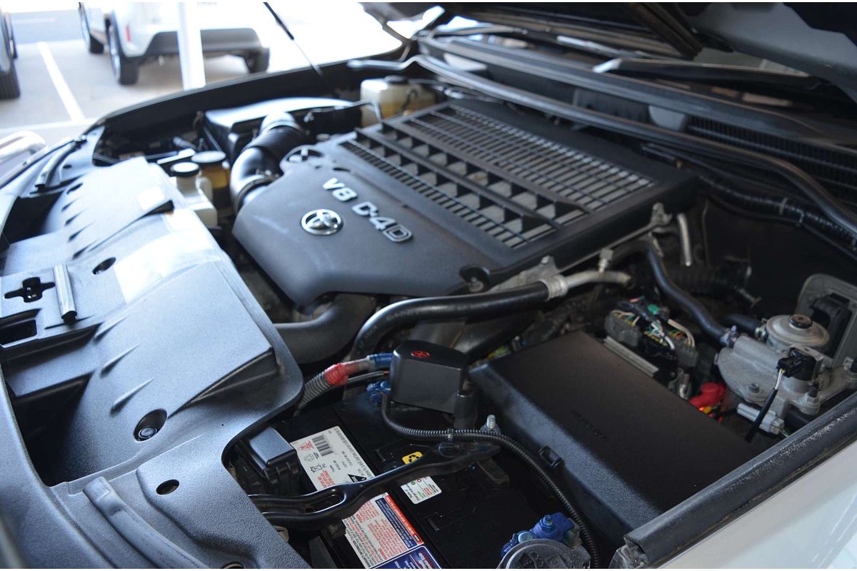 2011 Toyota Landcruiser Altitude VDJ200R