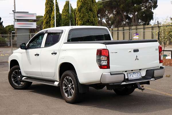 2019 Mitsubishi Triton GLX MR 4X4