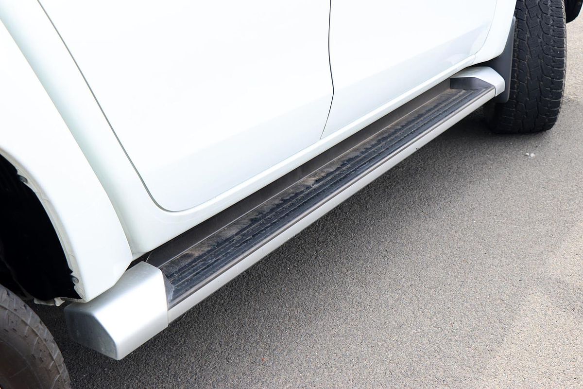 2019 Mitsubishi Triton GLX MR 4X4