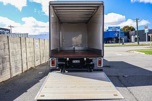 2013 Isuzu F Series FRR 500 4x2
