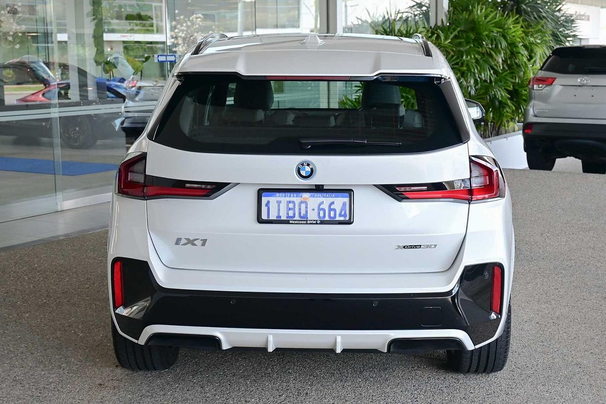 2024 BMW iX1 xDrive30 M Sport U11