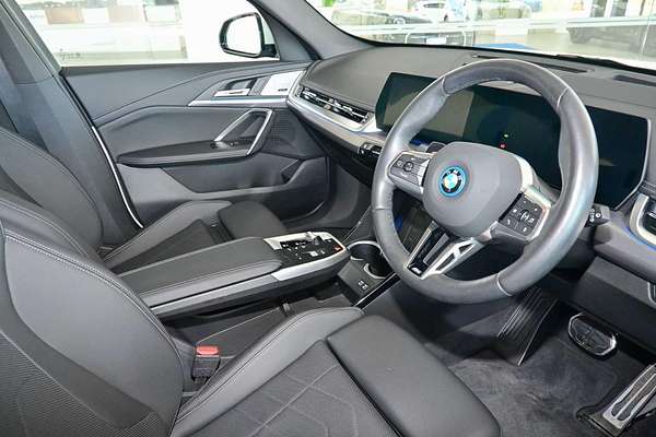 2024 BMW iX1 xDrive30 M Sport U11