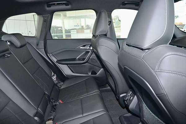 2024 BMW iX1 xDrive30 M Sport U11