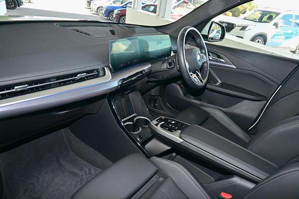 2024 BMW iX1 xDrive30 M Sport U11