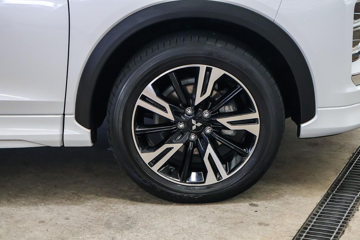 2023 Mitsubishi Eclipse Cross Exceed YB