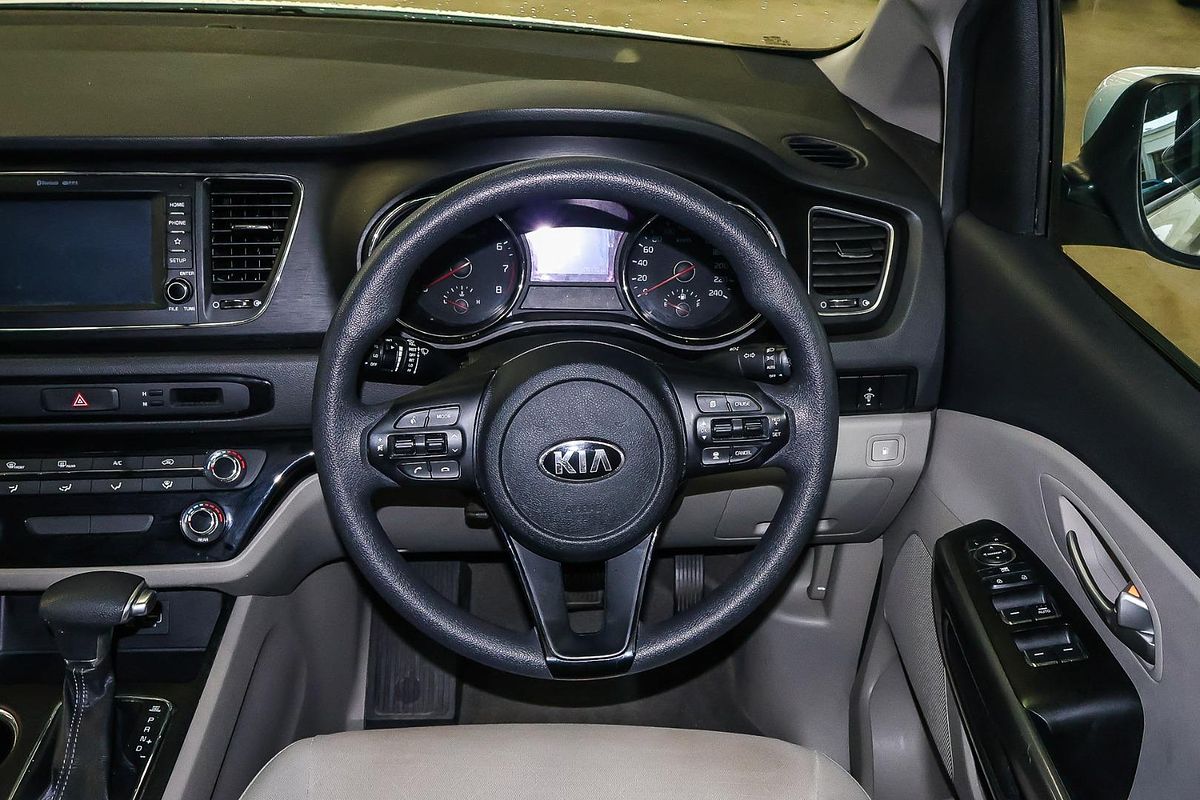 2018 Kia Carnival S YP