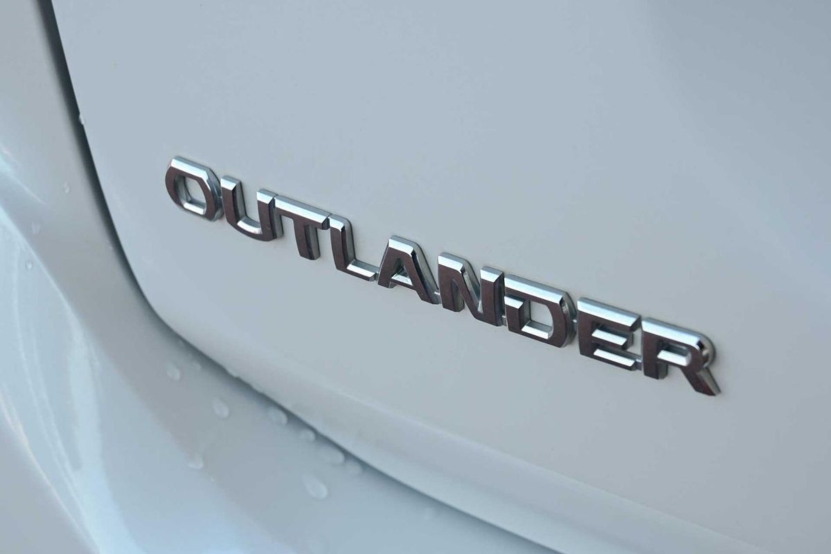 2019 Mitsubishi Outlander LS ZL