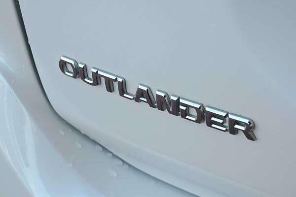 2019 Mitsubishi Outlander LS ZL