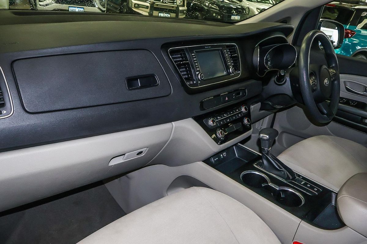 2018 Kia Carnival S YP