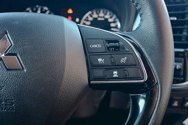 2019 Mitsubishi Outlander LS ZL