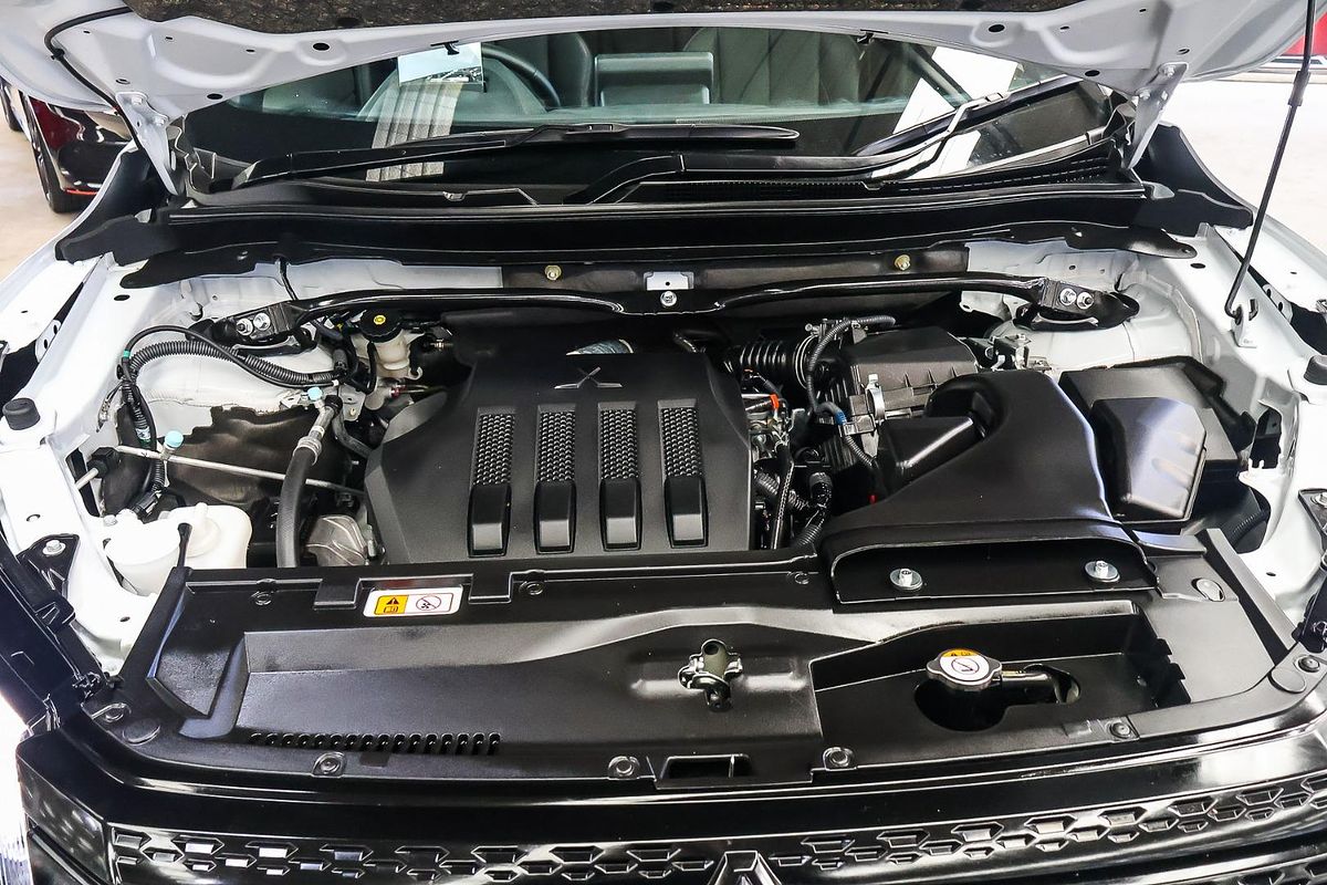 2023 Mitsubishi Eclipse Cross Exceed YB