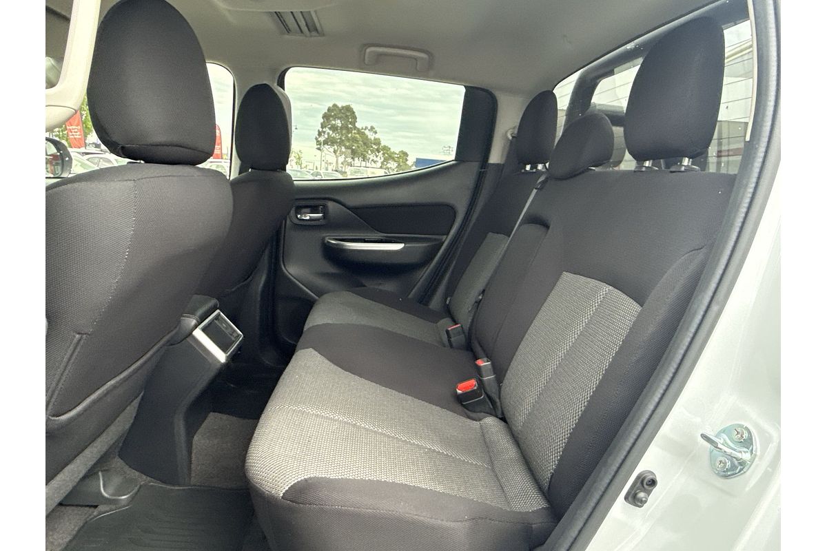 2020 Mitsubishi Triton GLS MR 4X4