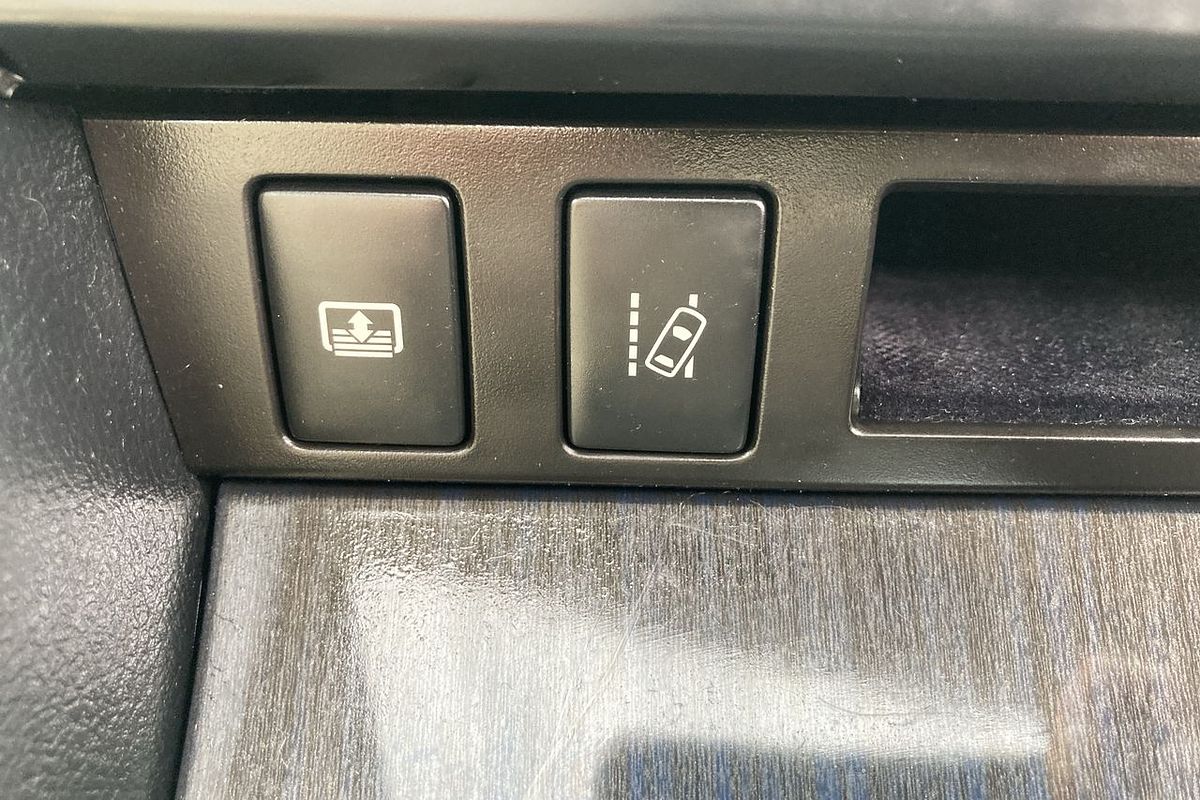 2017 Toyota Aurion Presara GSV50R