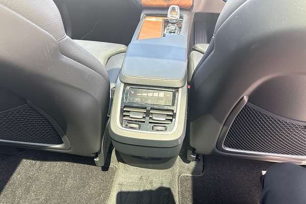 2023 Volvo XC90 Ultimate B6 Bright
