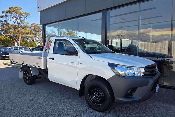 2018 Toyota Hilux Workmate TGN121R Rear Wheel Drive