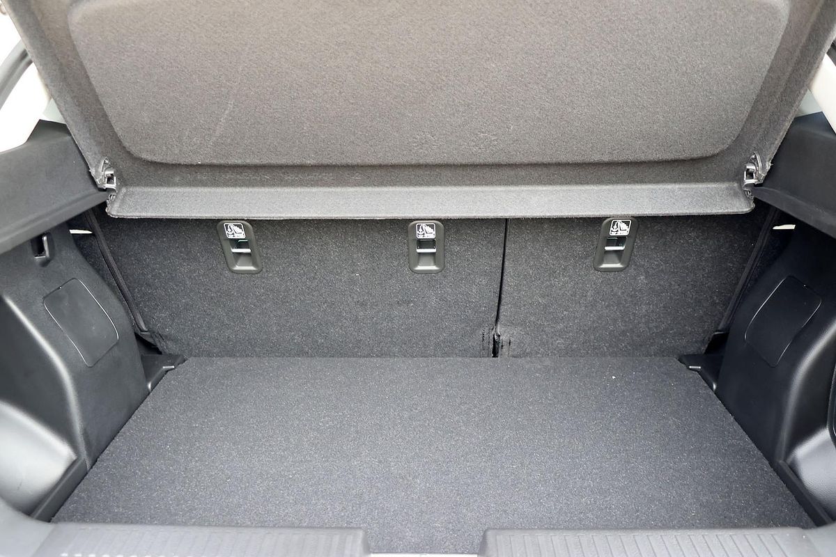 2025 Suzuki Fronx Hybrid GLX KW