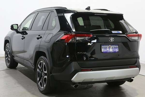 2020 Toyota RAV4 Edge AXAA54R