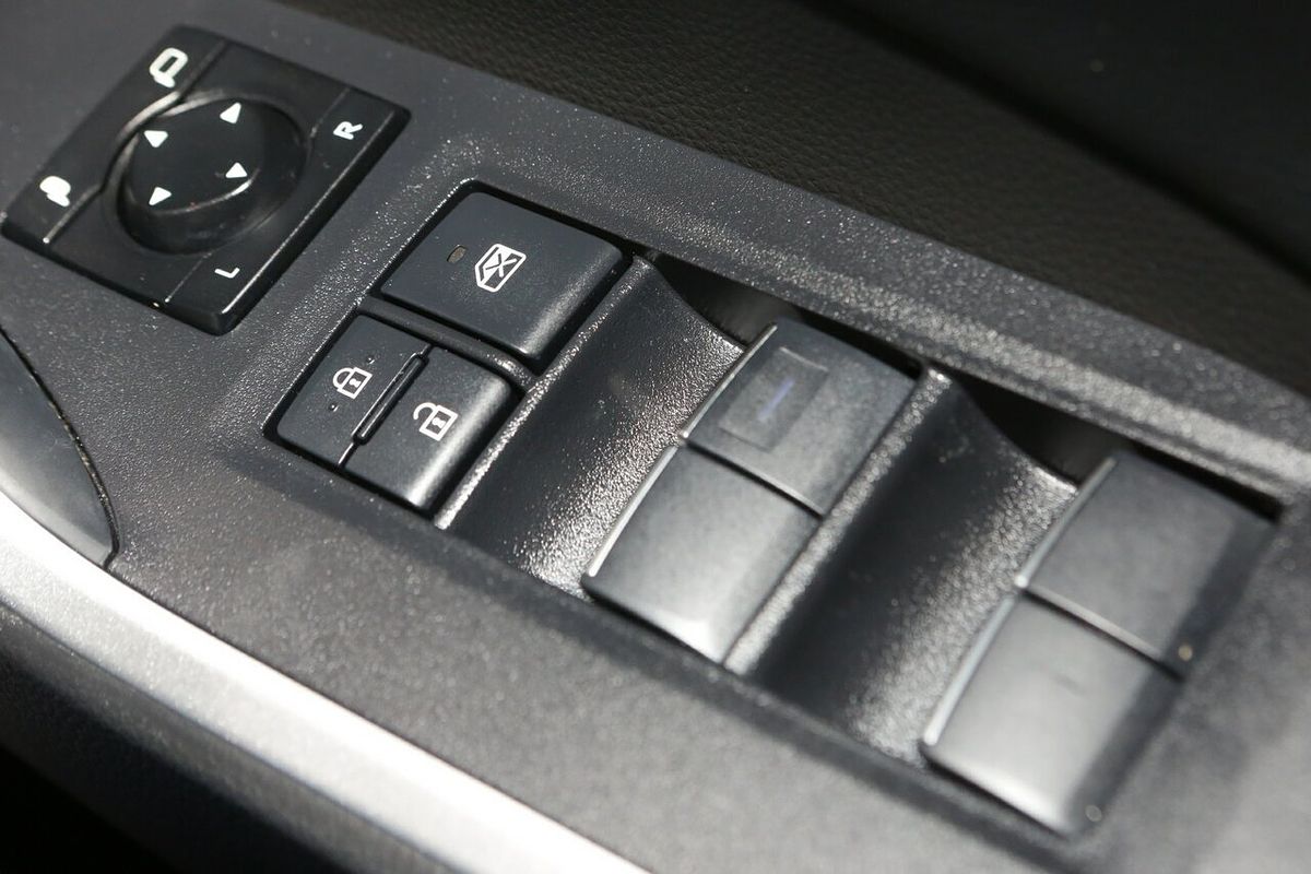 2020 Toyota RAV4 Edge AXAA54R