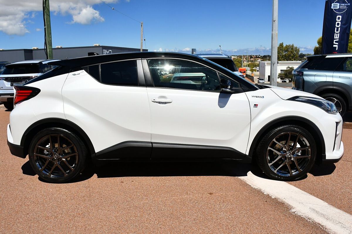 2022 Toyota C-HR GR Sport ZYX10R