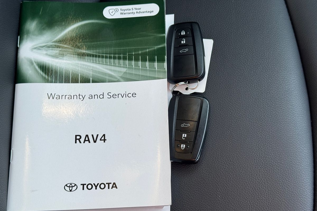 2021 Toyota RAV4 Cruiser AXAH54R