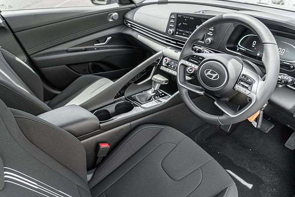 2025 Hyundai i30 Hybrid CN7.V2