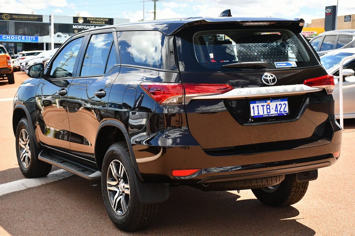 2025 Toyota Fortuner GX GUN156R