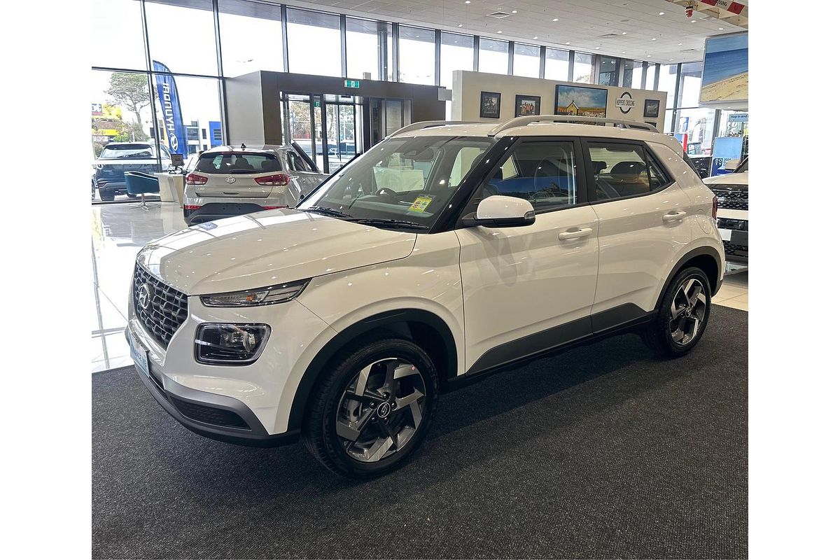 2025 Hyundai Venue Active QX.V5