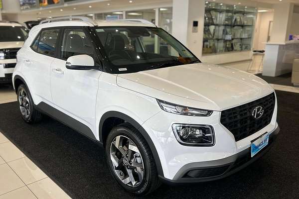 2025 Hyundai Venue Active QX.V5