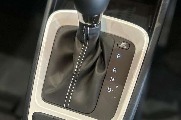 2025 Hyundai Venue Active QX.V5