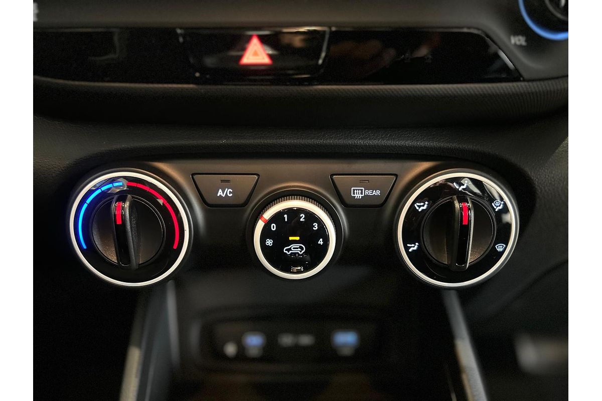 2025 Hyundai Venue Active QX.V5