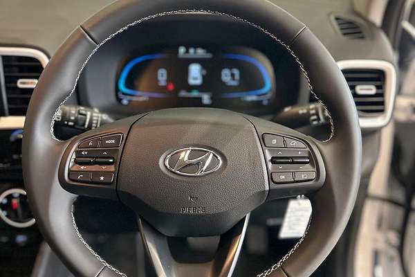 2025 Hyundai Venue Active QX.V5