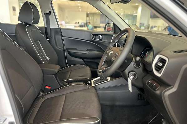 2025 Hyundai Venue Active QX.V5