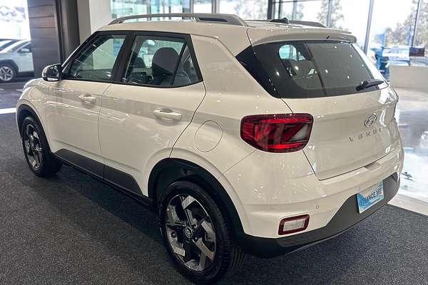 2025 Hyundai Venue Active QX.V5