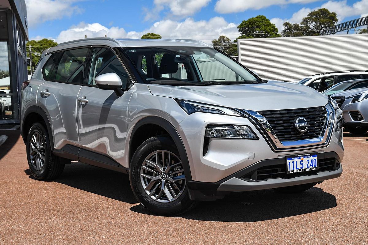 2024 Nissan X-TRAIL ST T33