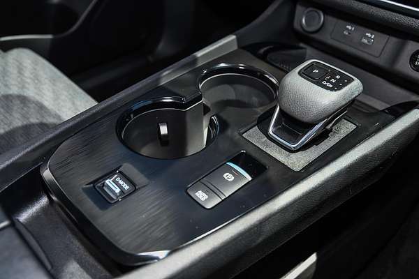 2024 Nissan X-TRAIL ST T33