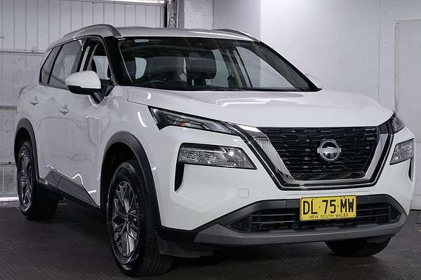 2024 Nissan X-TRAIL ST T33