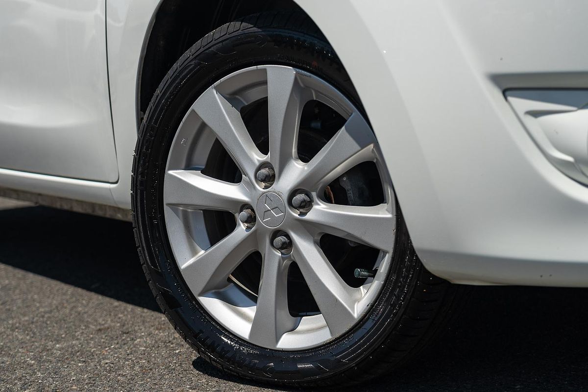 2014 Mitsubishi Mirage LS LA