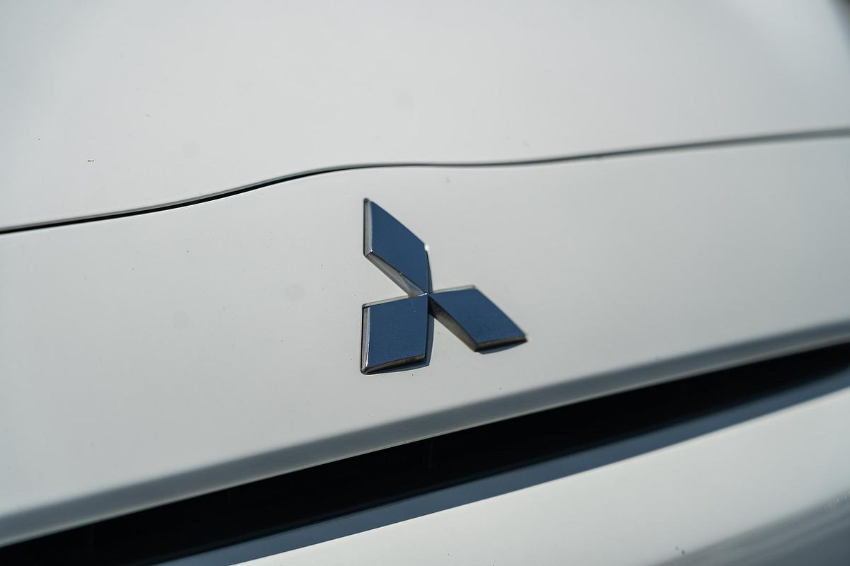 2014 Mitsubishi Mirage LS LA