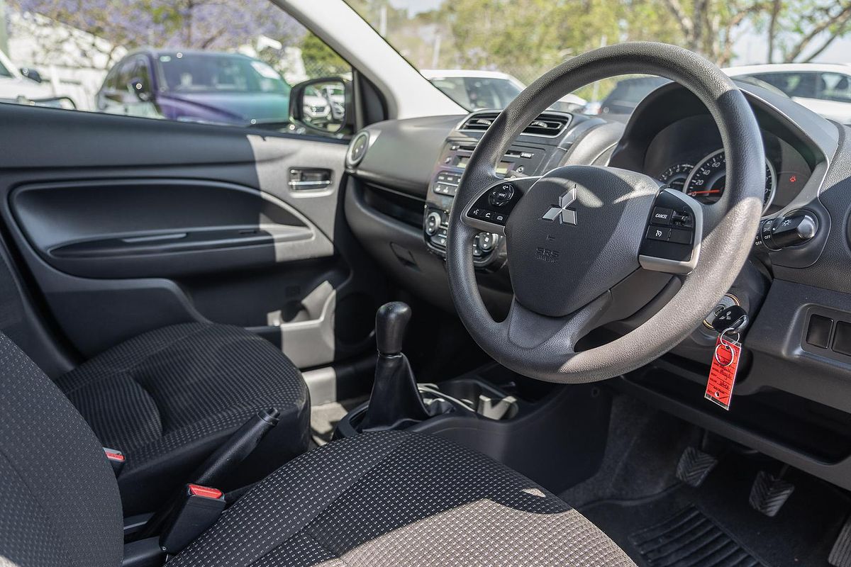 2014 Mitsubishi Mirage LS LA