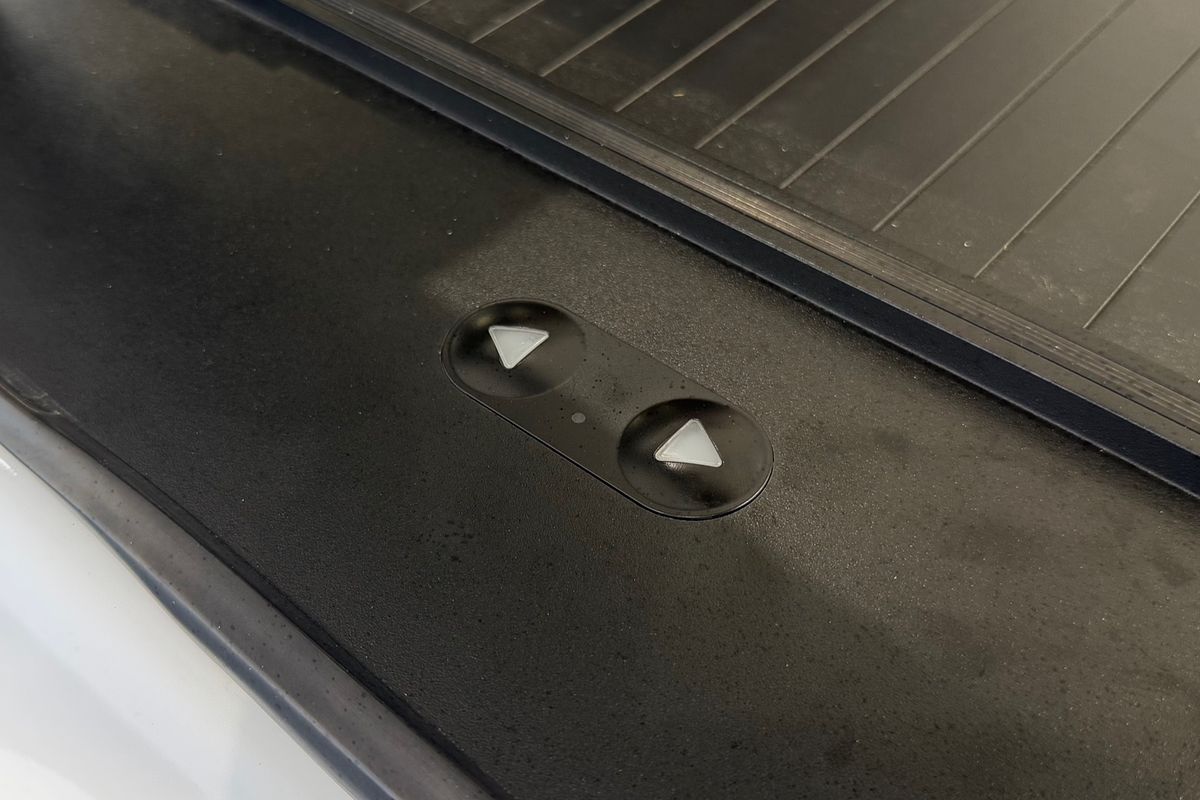 2024 Nissan Navara Black Edition D23 4X4