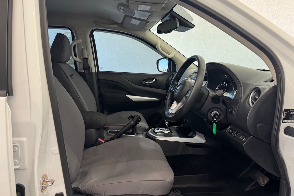 2024 Nissan Navara Black Edition D23 4X4