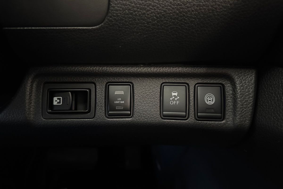 2024 Nissan Navara Black Edition D23 4X4