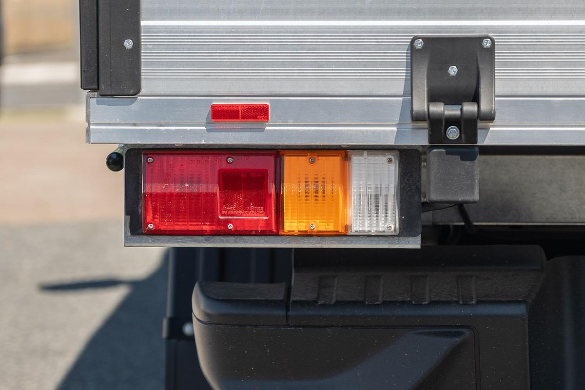 2024 Isuzu D-MAX SX High Ride Rear Wheel Drive