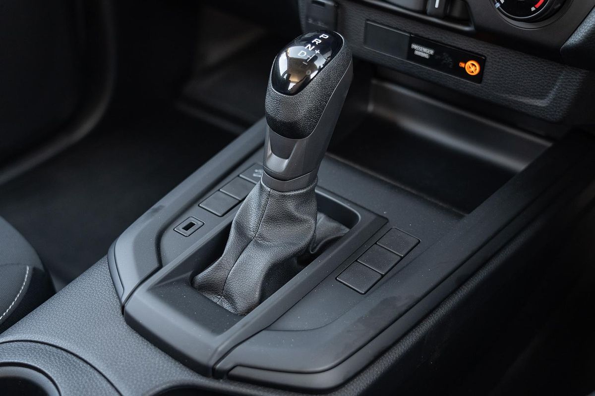 2024 Isuzu D-MAX SX High Ride Rear Wheel Drive