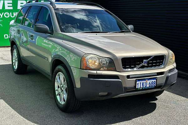 2004 Volvo XC90 T6