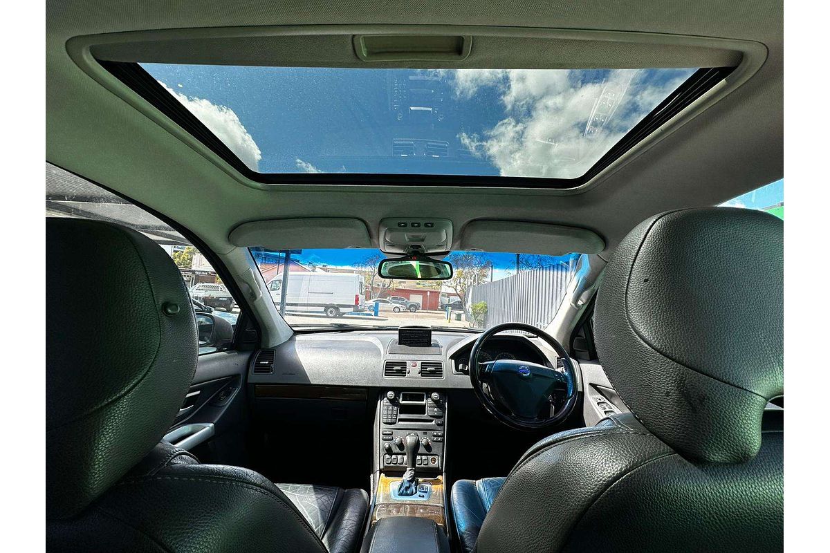 2004 Volvo XC90 T6