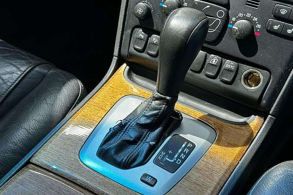 2004 Volvo XC90 T6