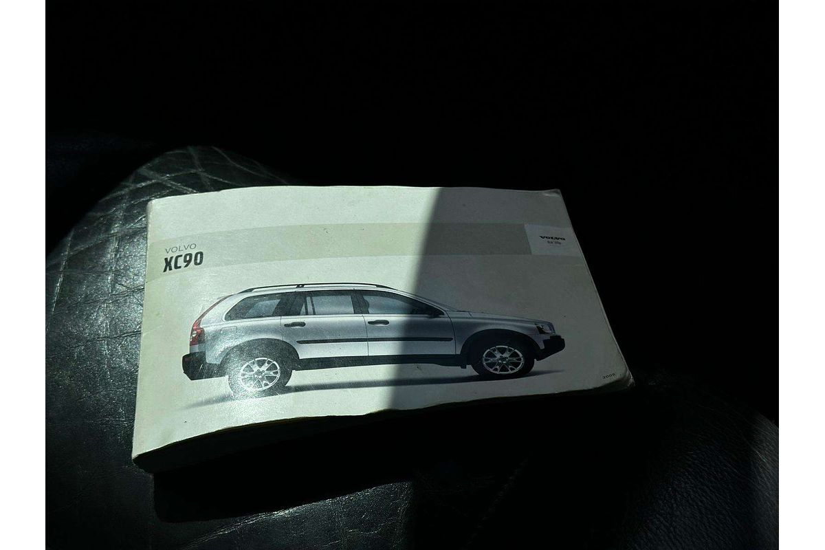 2004 Volvo XC90 T6
